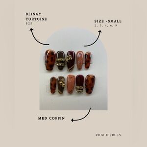 Tortoise and Gold Accent Nail Set